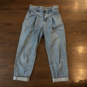 High waisted boyfriend jeans